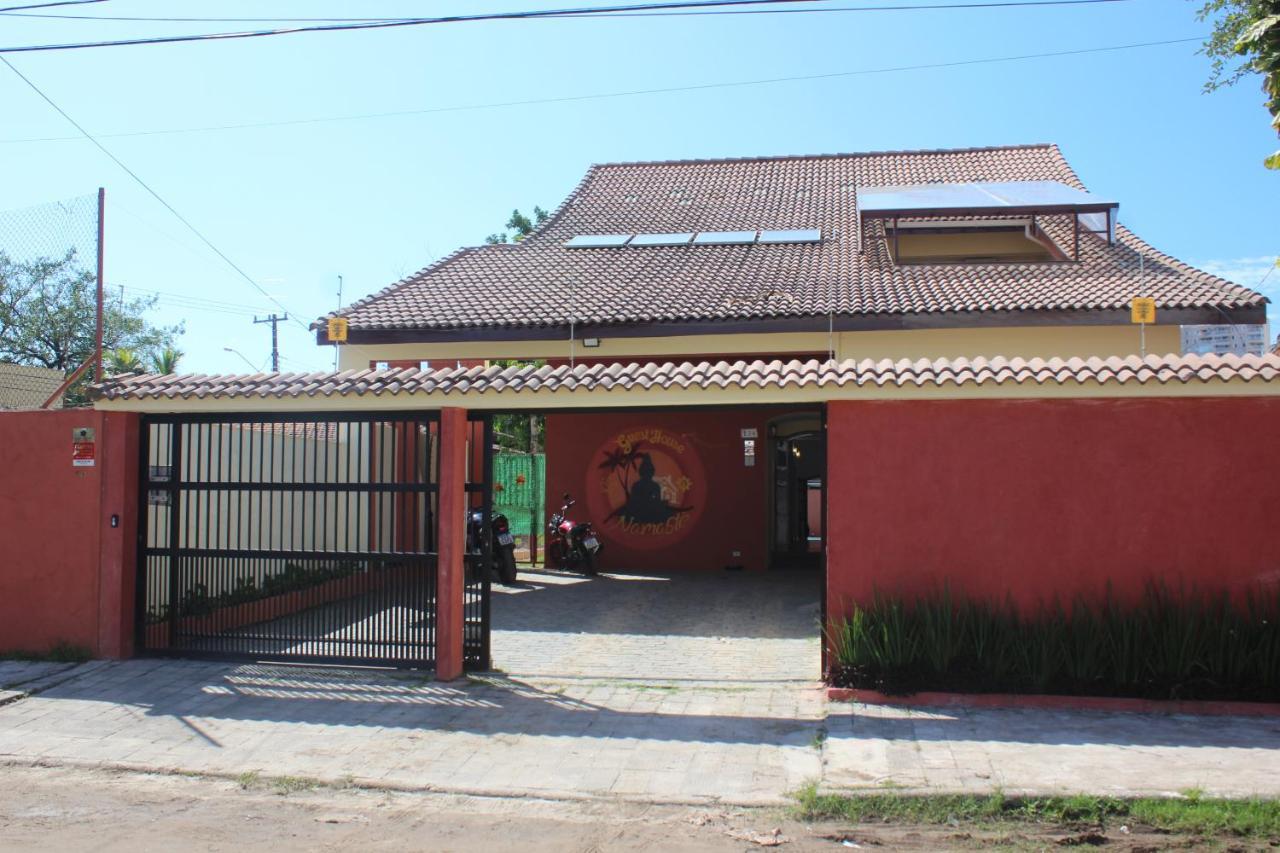 Guest House Namaste Hostel Guarujá Exteriör bild